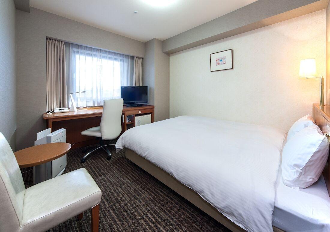 Daiwa Roynet Hotel Toyama Station Екстериор снимка