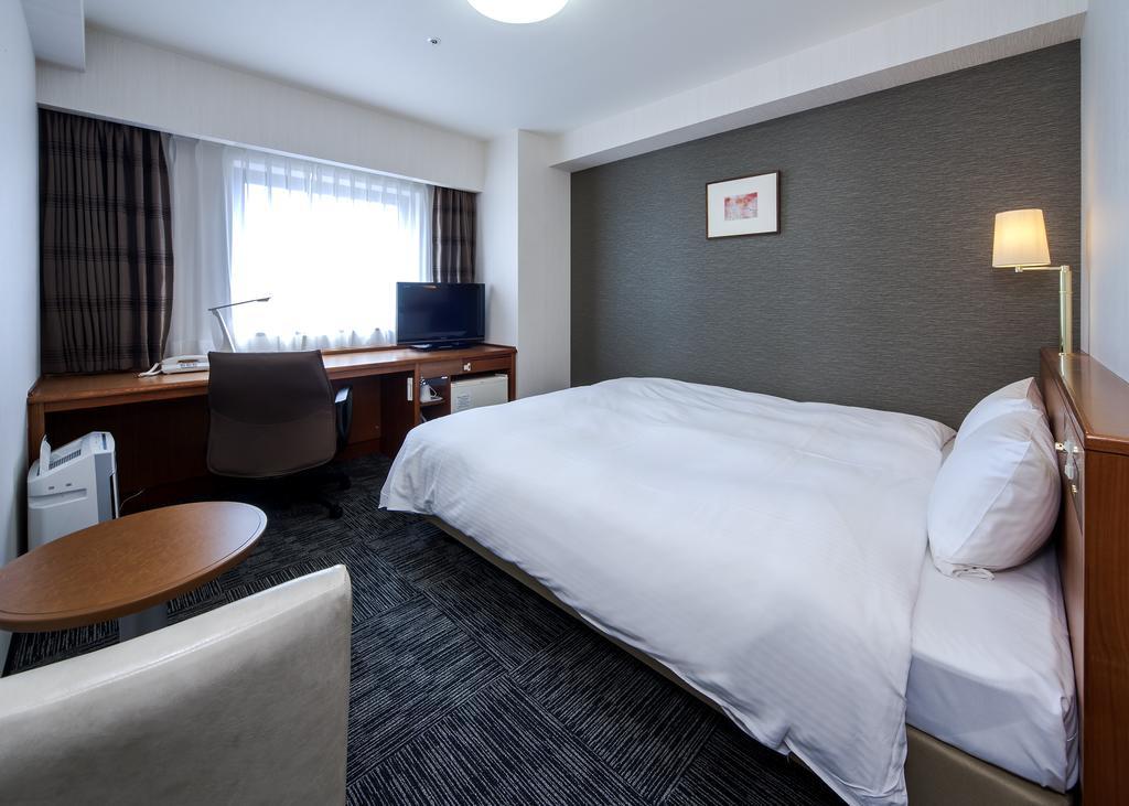 Daiwa Roynet Hotel Toyama Station Стая снимка